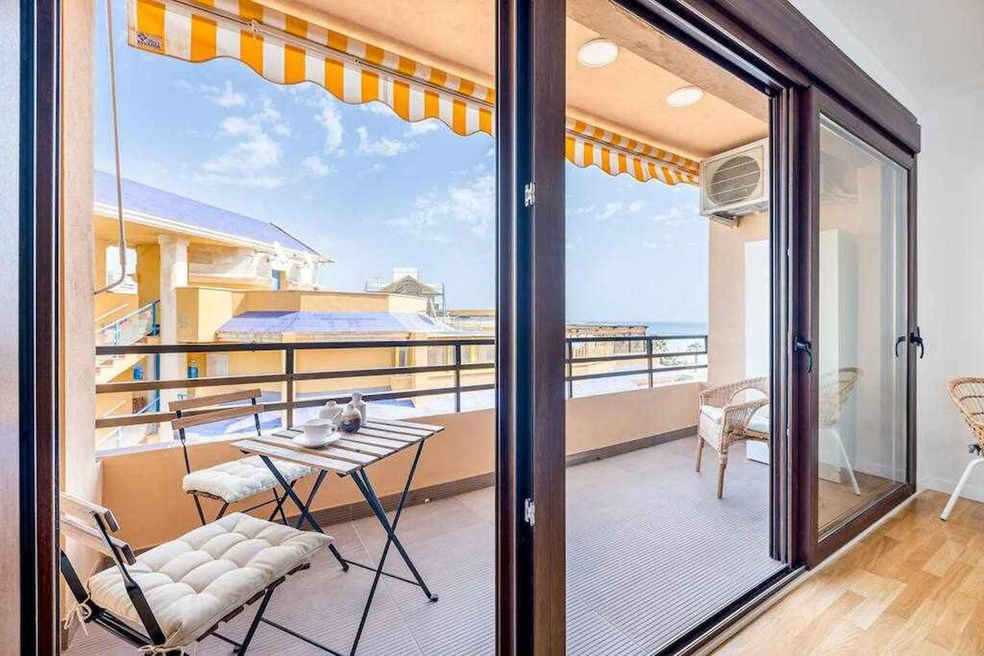 Vivendos Primera línea de playa Torremolinos Exterior foto