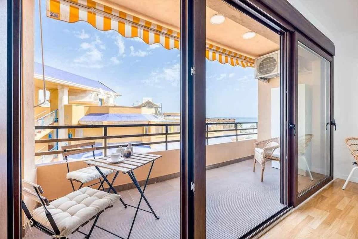Vivendos Primera línea de playa Torremolinos Exterior foto