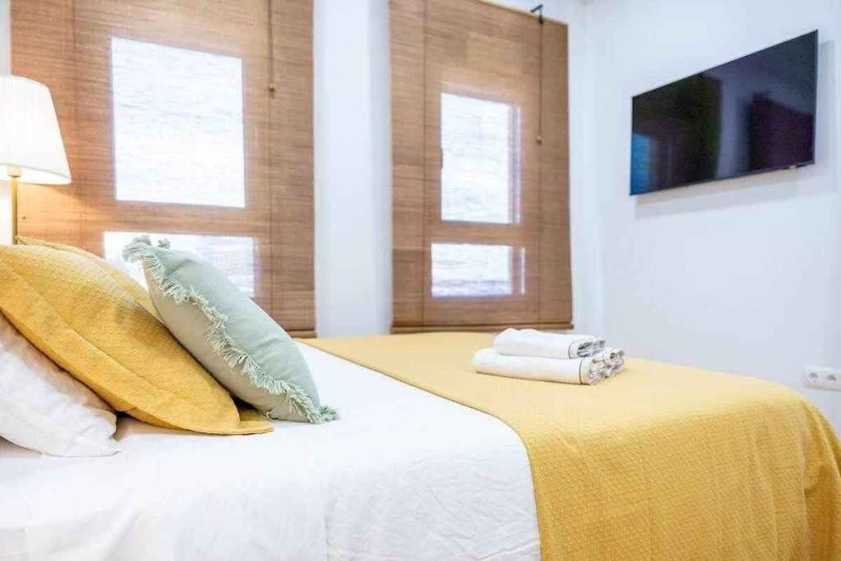 Vivendos Primera línea de playa Torremolinos Exterior foto
